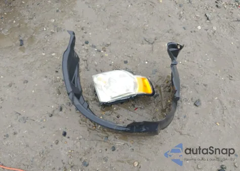 2008 Ford Escape Xlt from USA, damaged, VIN 1FMCU03ZX8KB03983